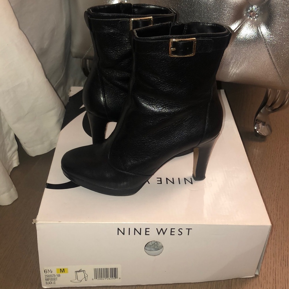 Nine West Fudge it Black Short Boot